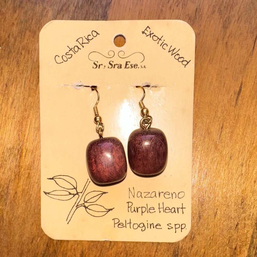 Vintage New‎ on Card Costa Rican Nazareno Purple Heart Wood Bead Drop Earrings